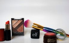 Article Image for How Beauty Brands Expand Into International Markets