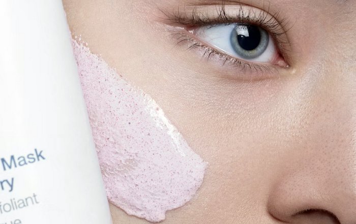 Article Image for How Skincare Brands Approach Global Compliance