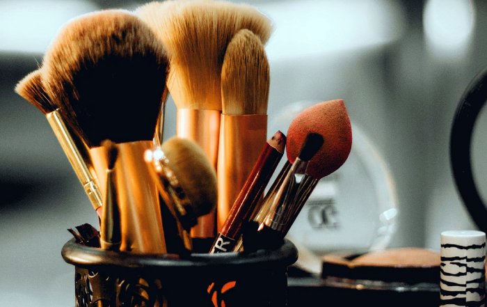 Article Image for The Economics of the Global Beauty Industry